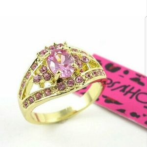 Betsey Johnson Ring Size 9